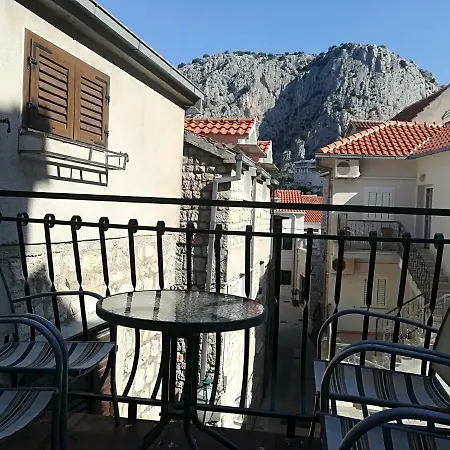 Brzovic Apartmán
